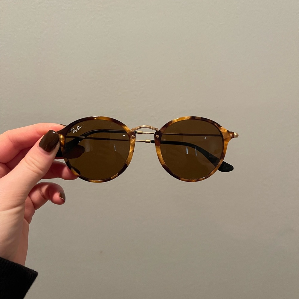 Ray ban round sunglasses, unisex